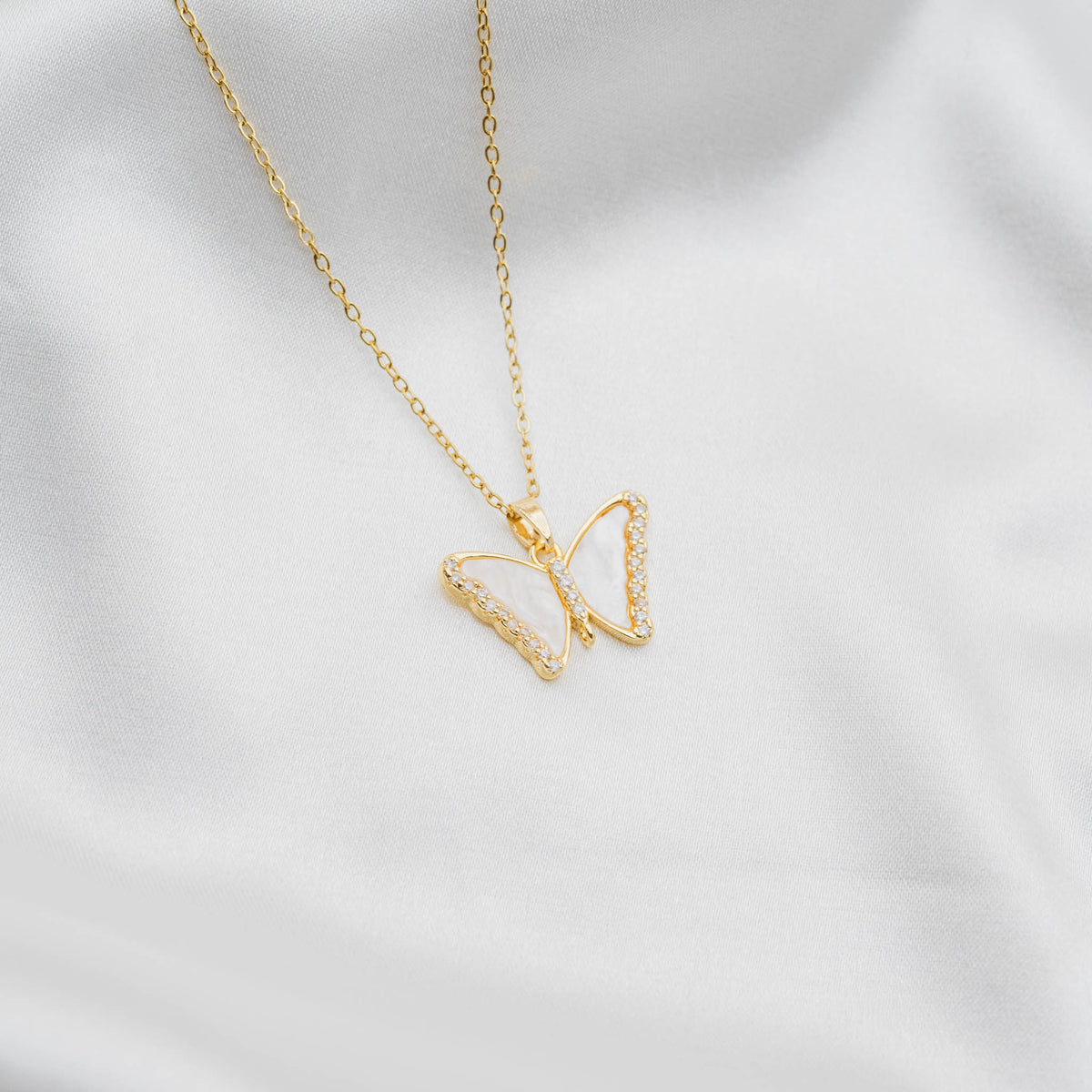 Collier Perlée