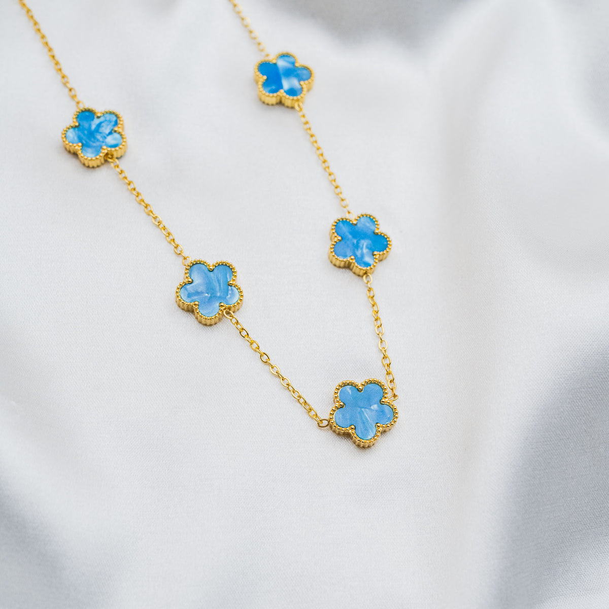Collier Sora