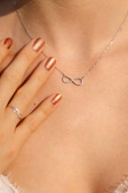 Collier Infinie