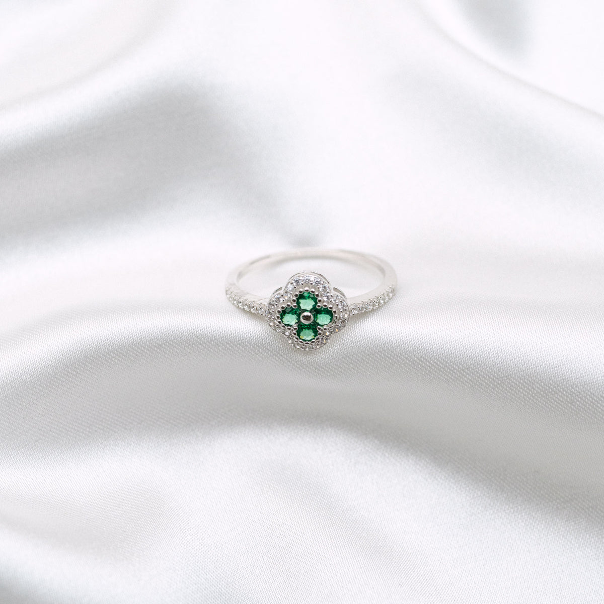 Bague Émeraudine